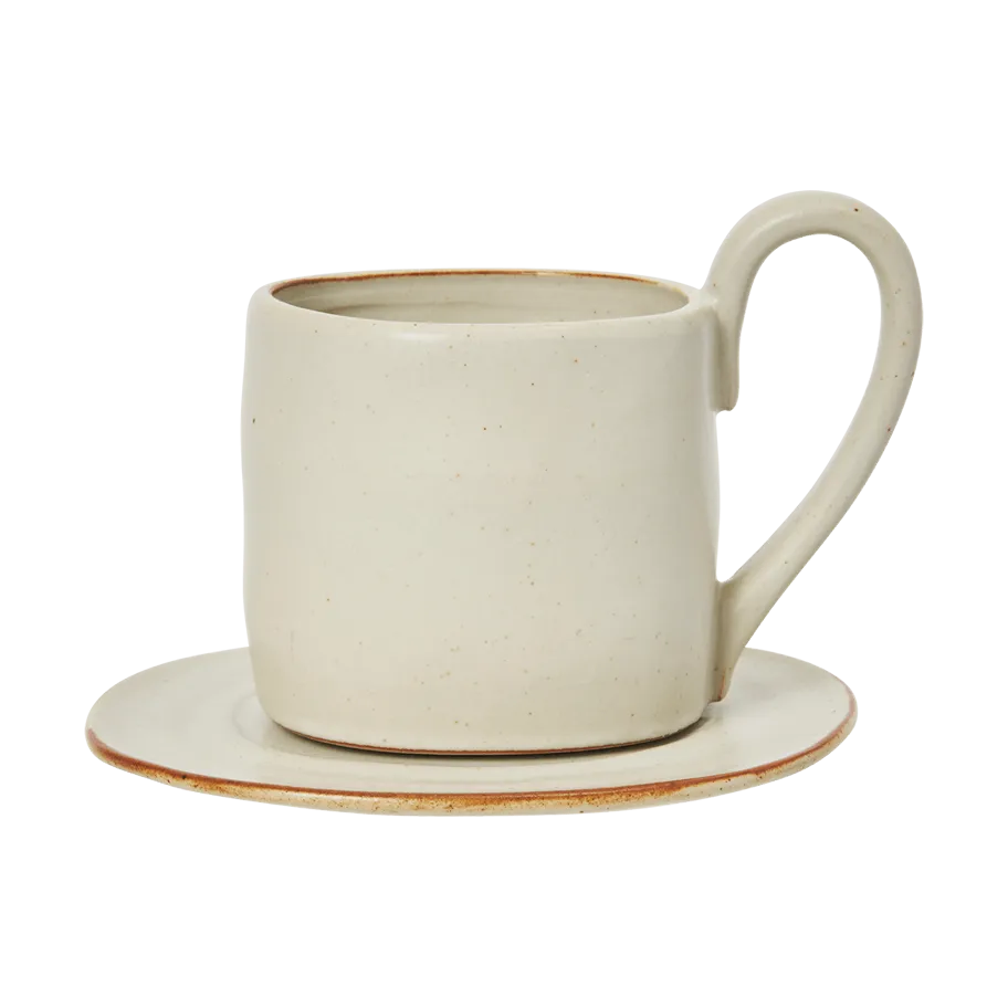Flow mug with saucer 25 cl, Off-white speckle Ferm Living