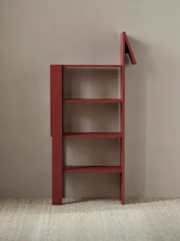 Giraffe bookshelf 69x140 cm - Poppy Red - Ferm Living