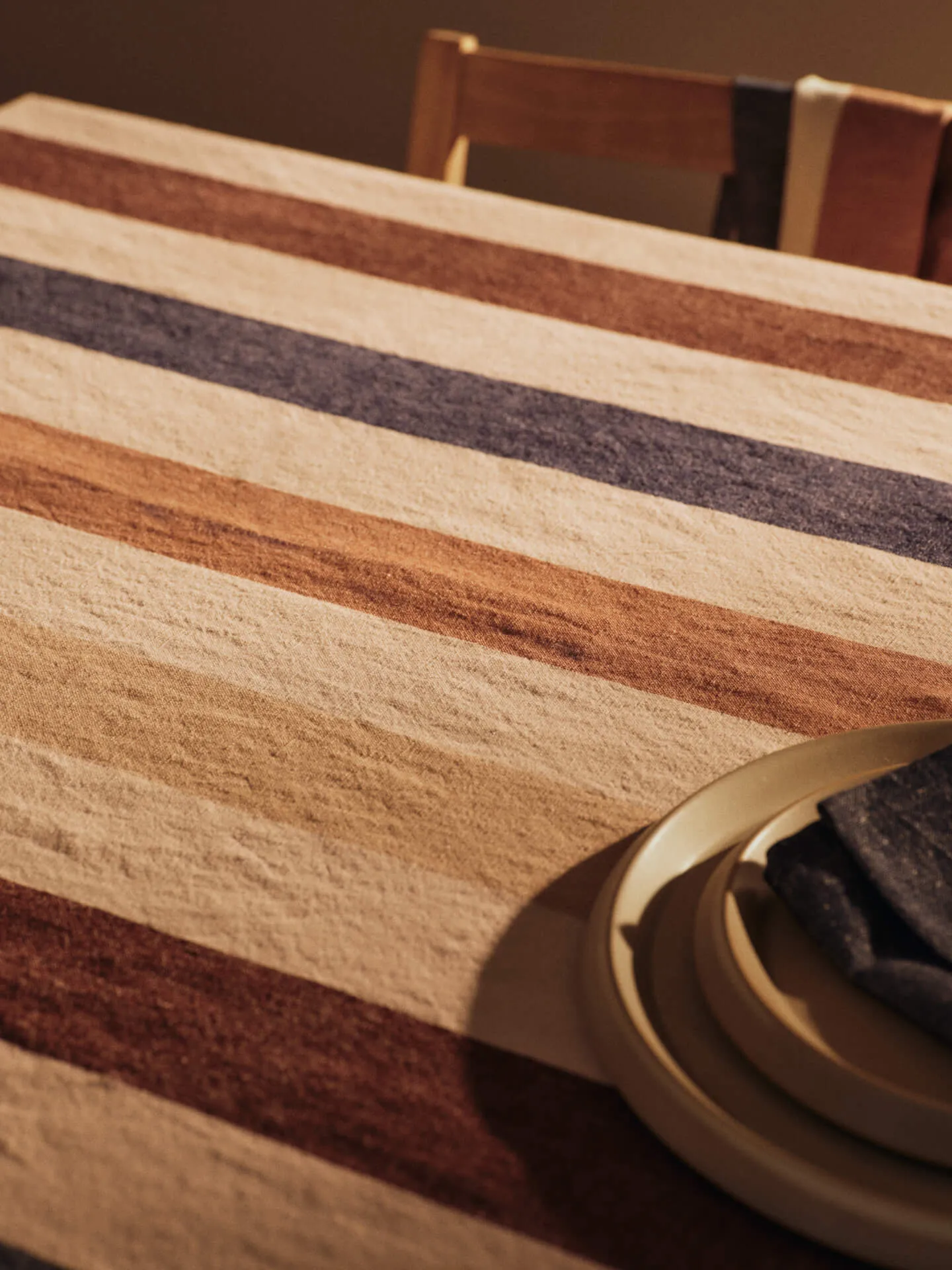 Hale tablecloth, Cashmere-mocha-indigo blue, 150x240 cm Ferm Living