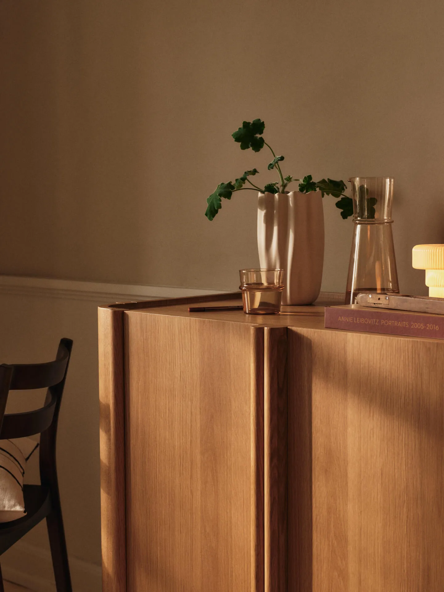 Nium vase, Off-white, 23 cm Ferm Living