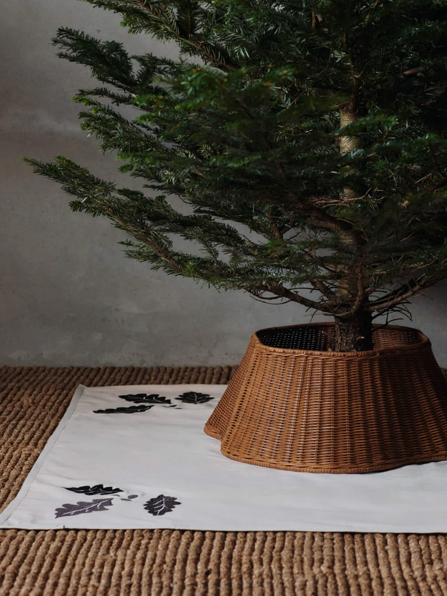 Oak Christmas tree rug 120x120cm, Natural Ferm Living