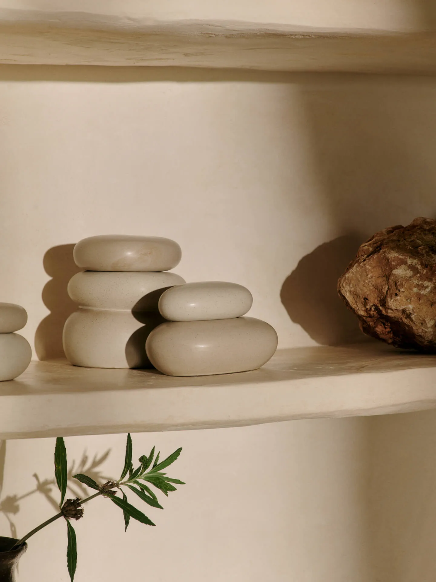 Pebble ash medium, Sand/Cream Ferm Living