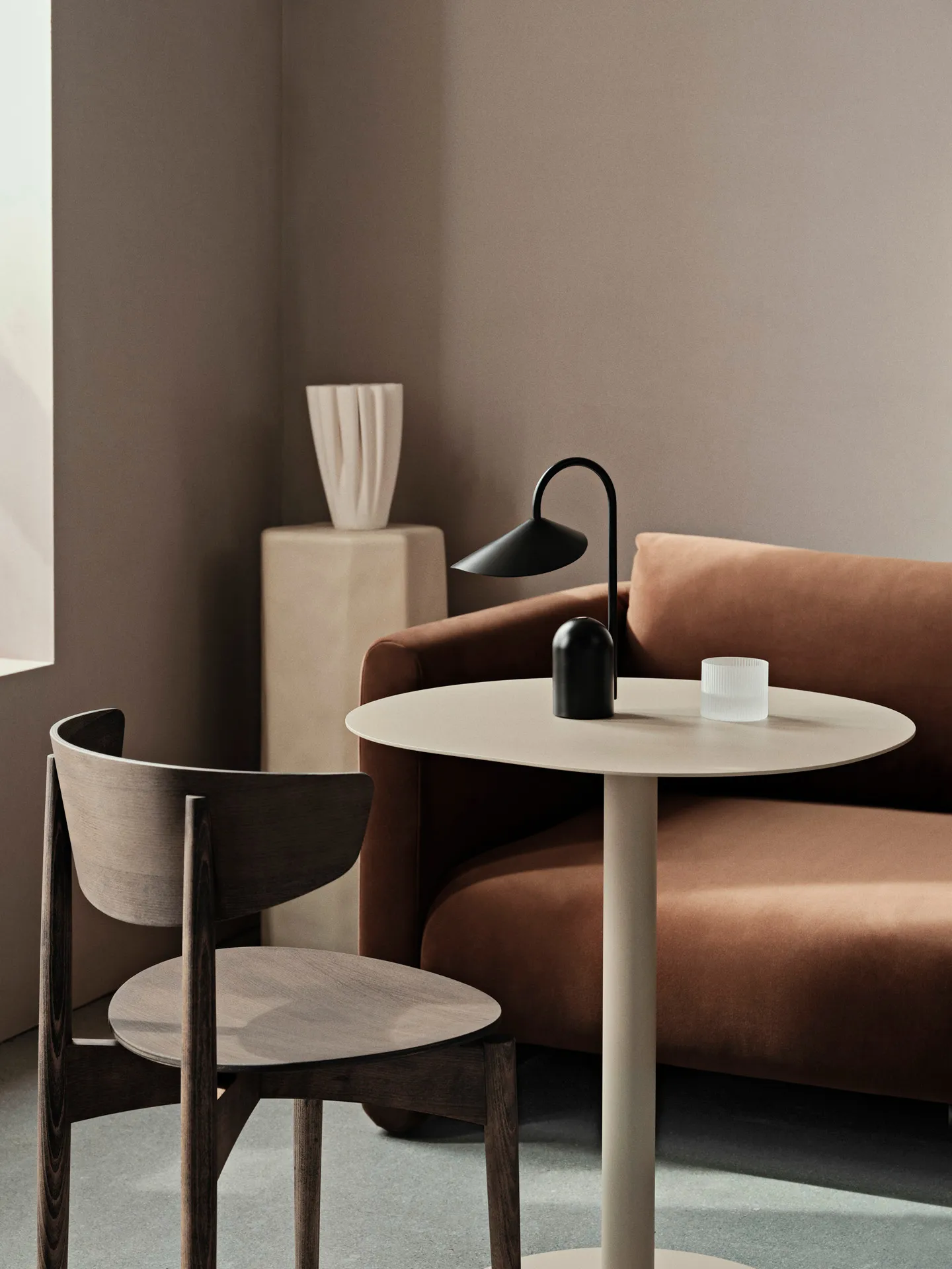 Pond coffee table Ø64x72 cm, Cashmere Ferm Living
