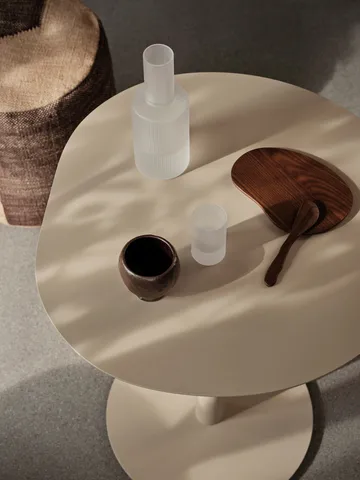 Pond coffee table Ø64x72 cm - Cashmere - Ferm Living