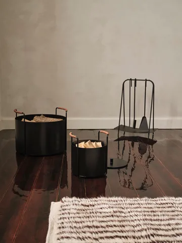 Port wood basket - Black - Ferm Living