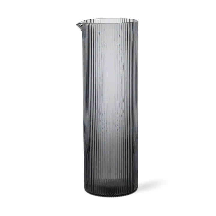 Ripple carafe 1,12 L - Smoked grey - Ferm Living