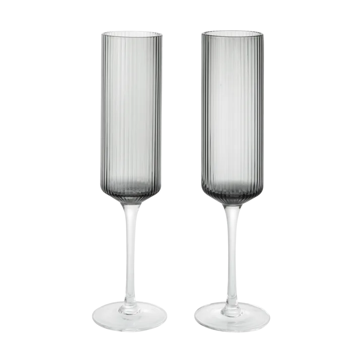Ripple Champagne flutes champagne glasses 15 cl 2-pack - Smoked Grey - Ferm Living