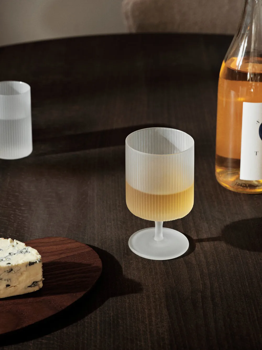 Ripple wine glass 2-pack, Frosted Ferm Living