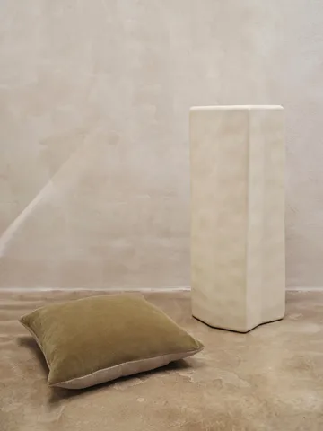 Senti cushion 50x50 cm - Khaki - Ferm Living