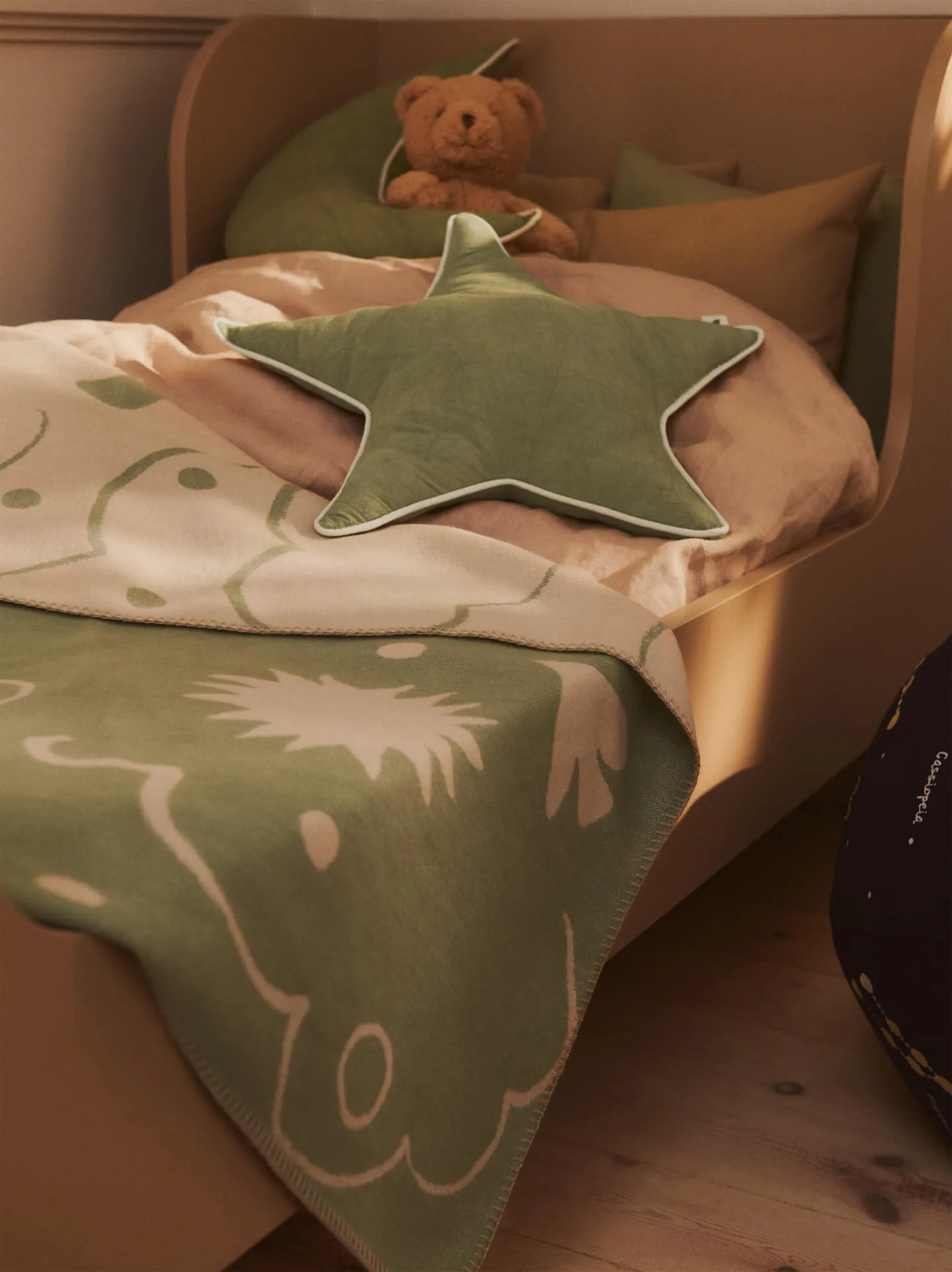 Skye blanket, Tea green-parchment, 80x120 cm Ferm Living