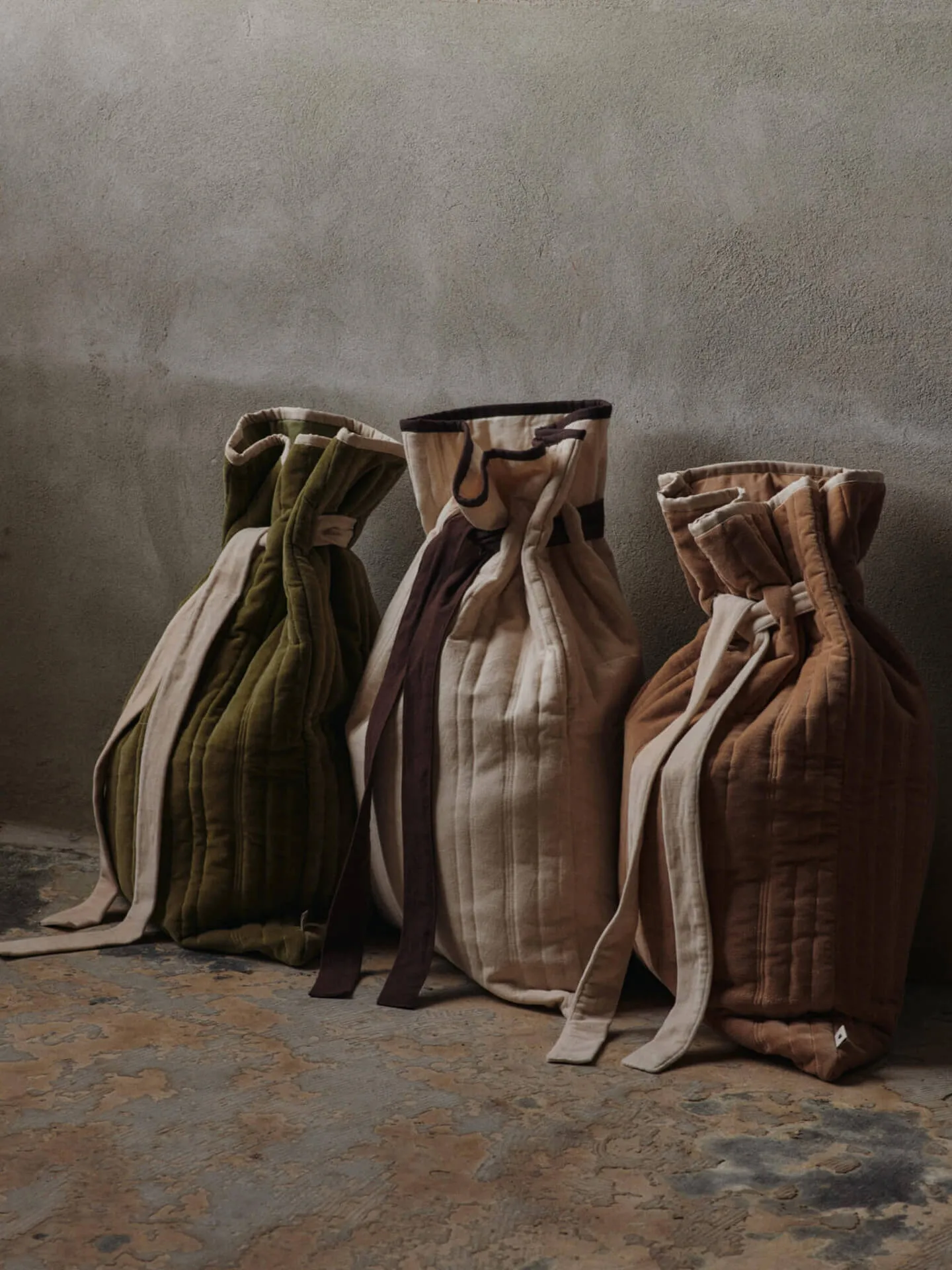 Vari quilted sack 50x70 cm, Velvet-tan Ferm Living