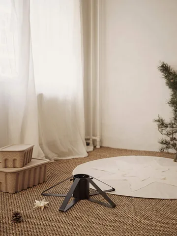 Vela Star Christmas tree rug - Natural - Ferm Living