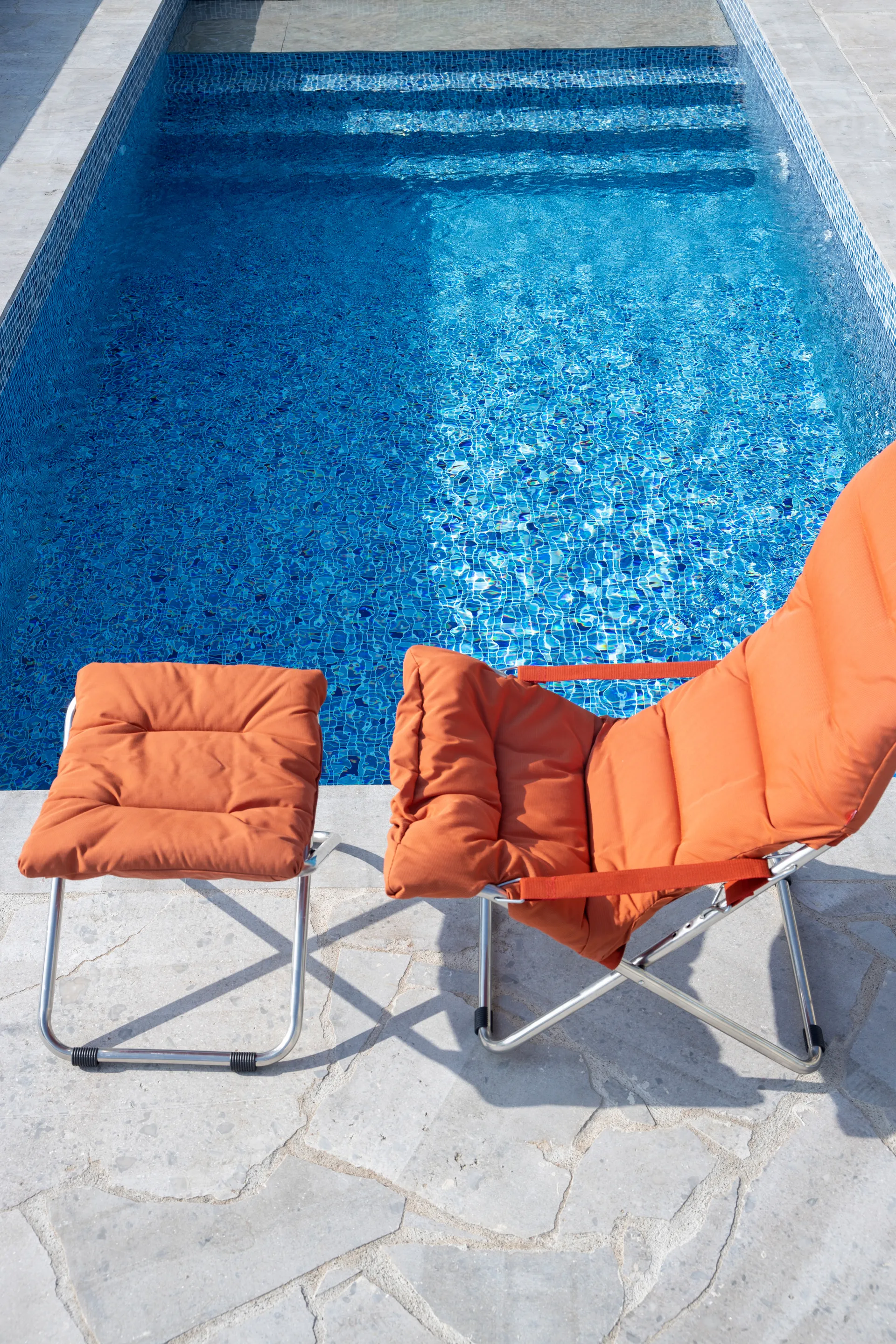 Fiesta Soft sun lounger, Fabric orange-aluminium frame Fiam