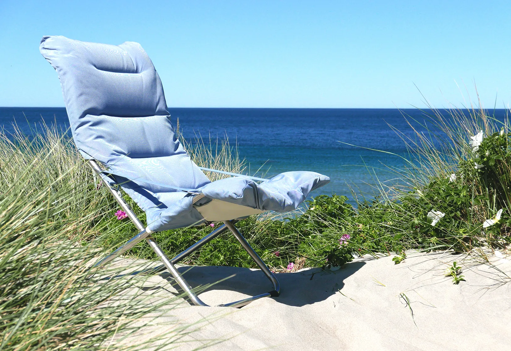 Fiesta Soft sun lounger, Light blue-beige supertex Fiam