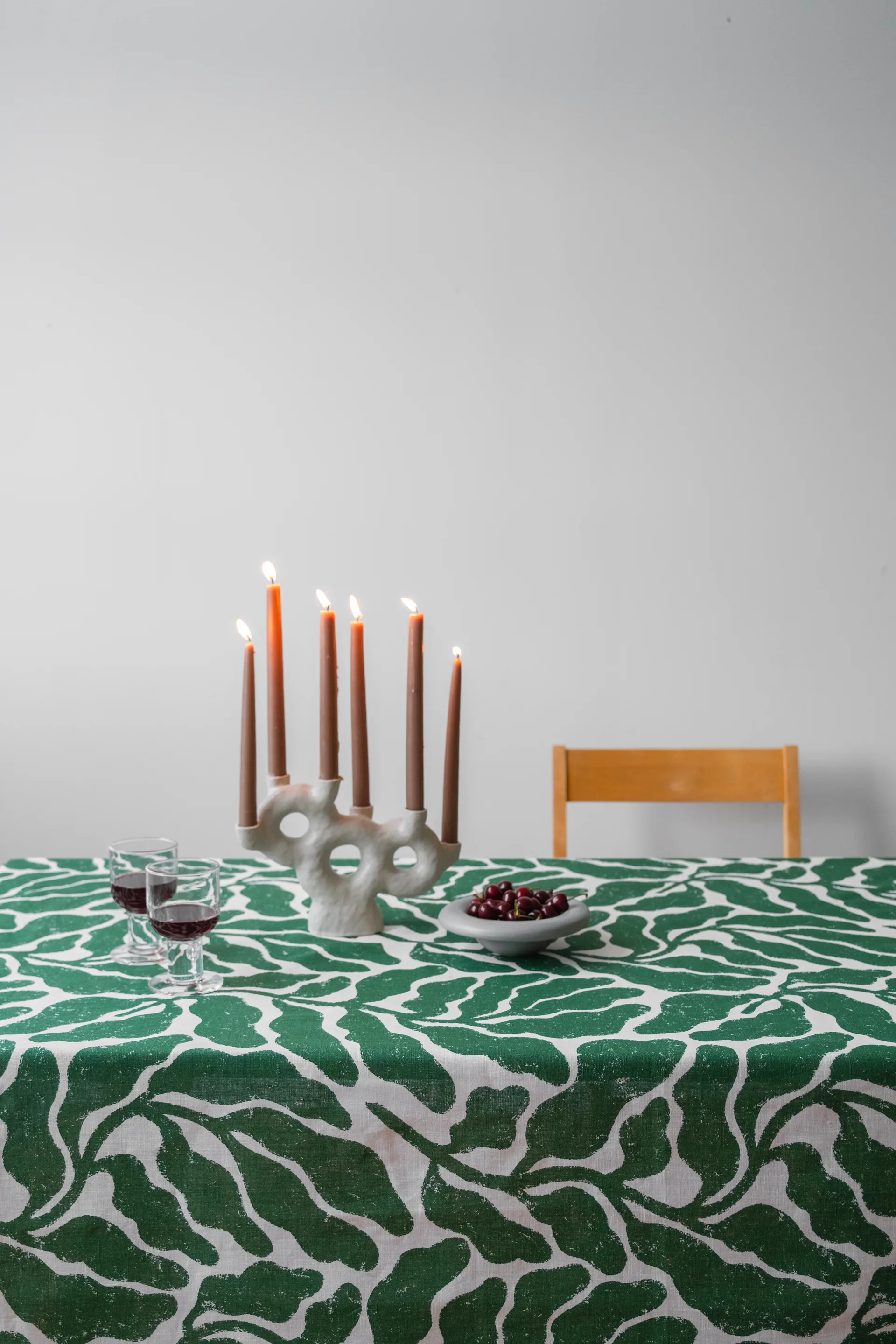 Leaves tablecloth, Green, 149x250 cm Fine Little Day