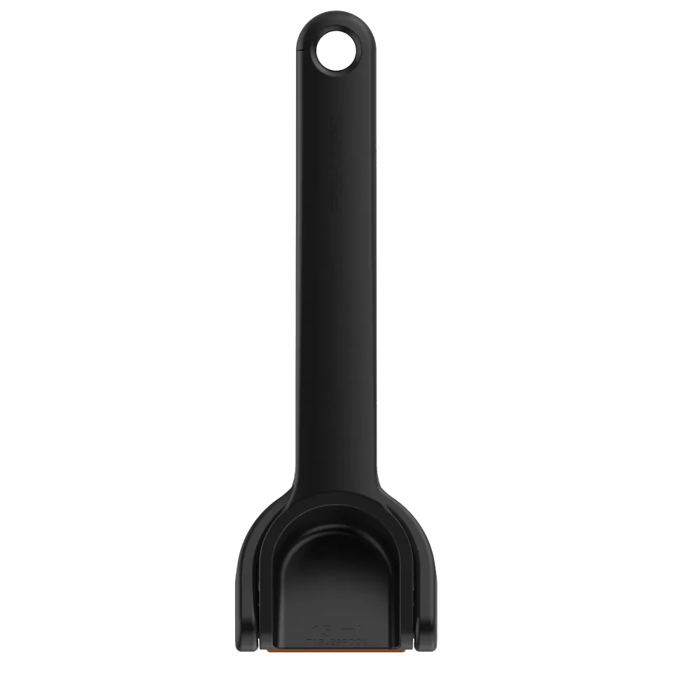 Functional Form garlic press 24 cm, Black Fiskars