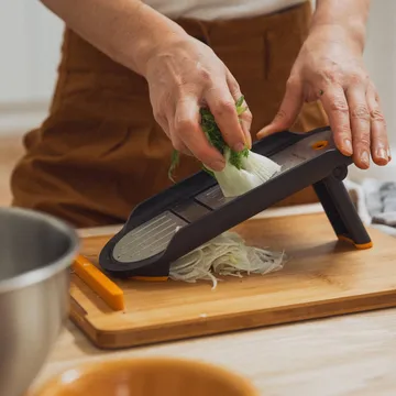 Functional Form mandoline - Stainless steel, 30.8 cm - Fiskars
