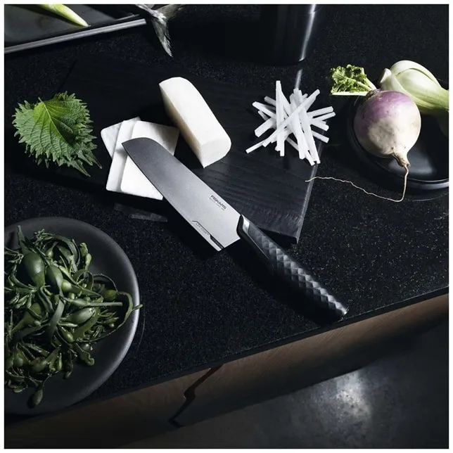 Taiten santoku knife, 16 cm Fiskars