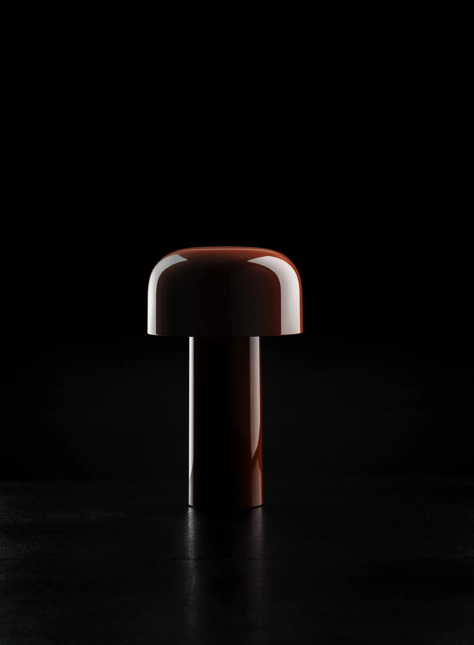 Bellhop portable table lamp, Brick red, IP54 (indoor/outdoor) Flos
