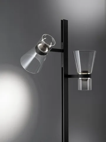 Nocturne F2 cone floor lamp - Black - Flos