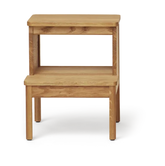 A line step stool - Oak - Form & Refine