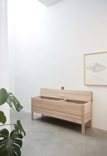 A Line storage bench 111 cm - White oak - Form & Refine