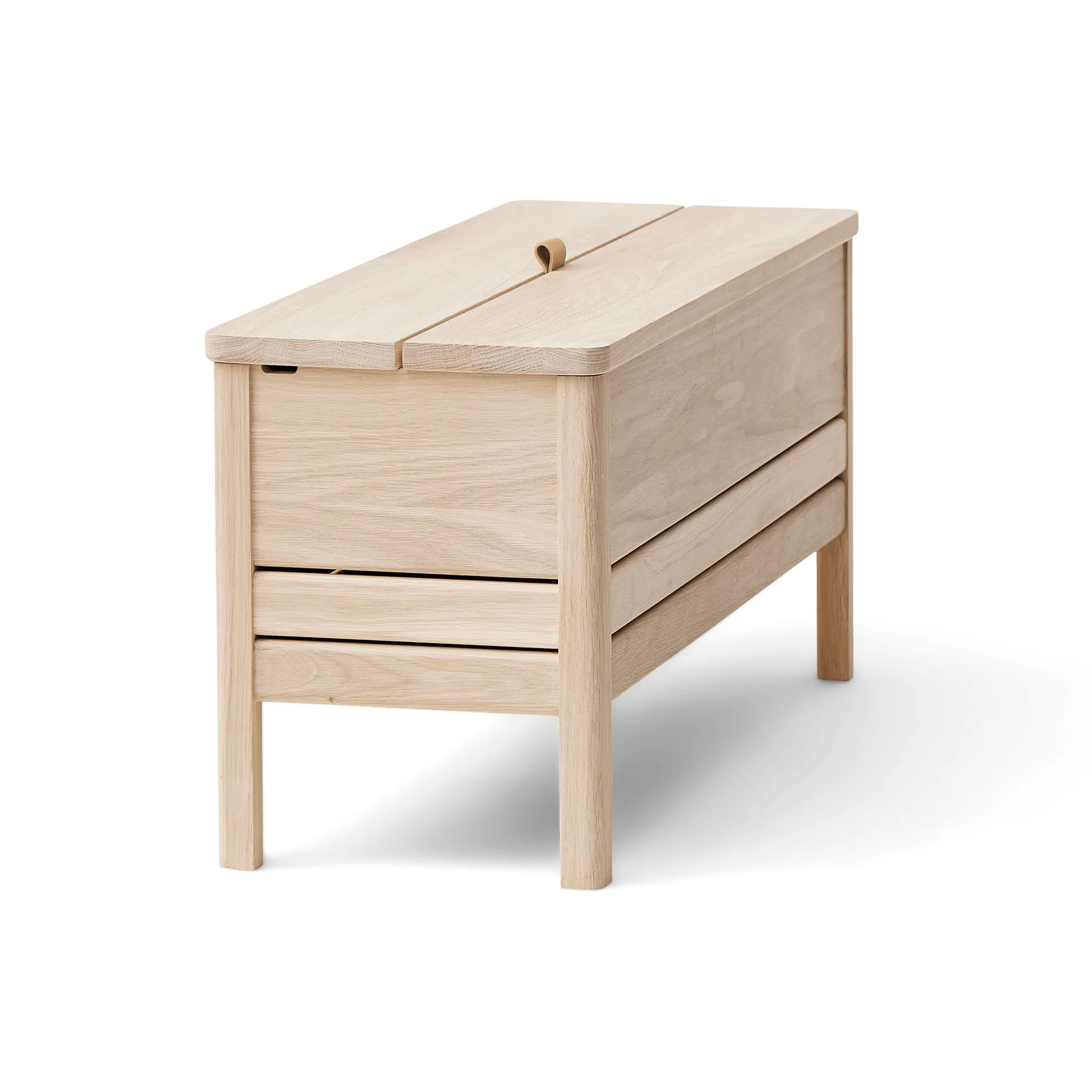 A Line storage bench 90 cm, White oak Form & Refine