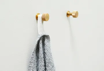 Angle hook small - Brass - Form & Refine