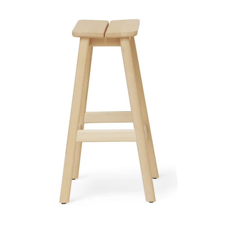 Angle Standard bar stool 65 cm, Beech Form & Refine