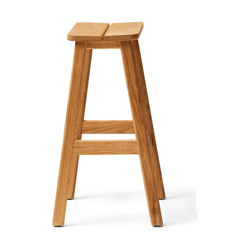 Angle Standard bar stool 65 cm, Oak Form & Refine