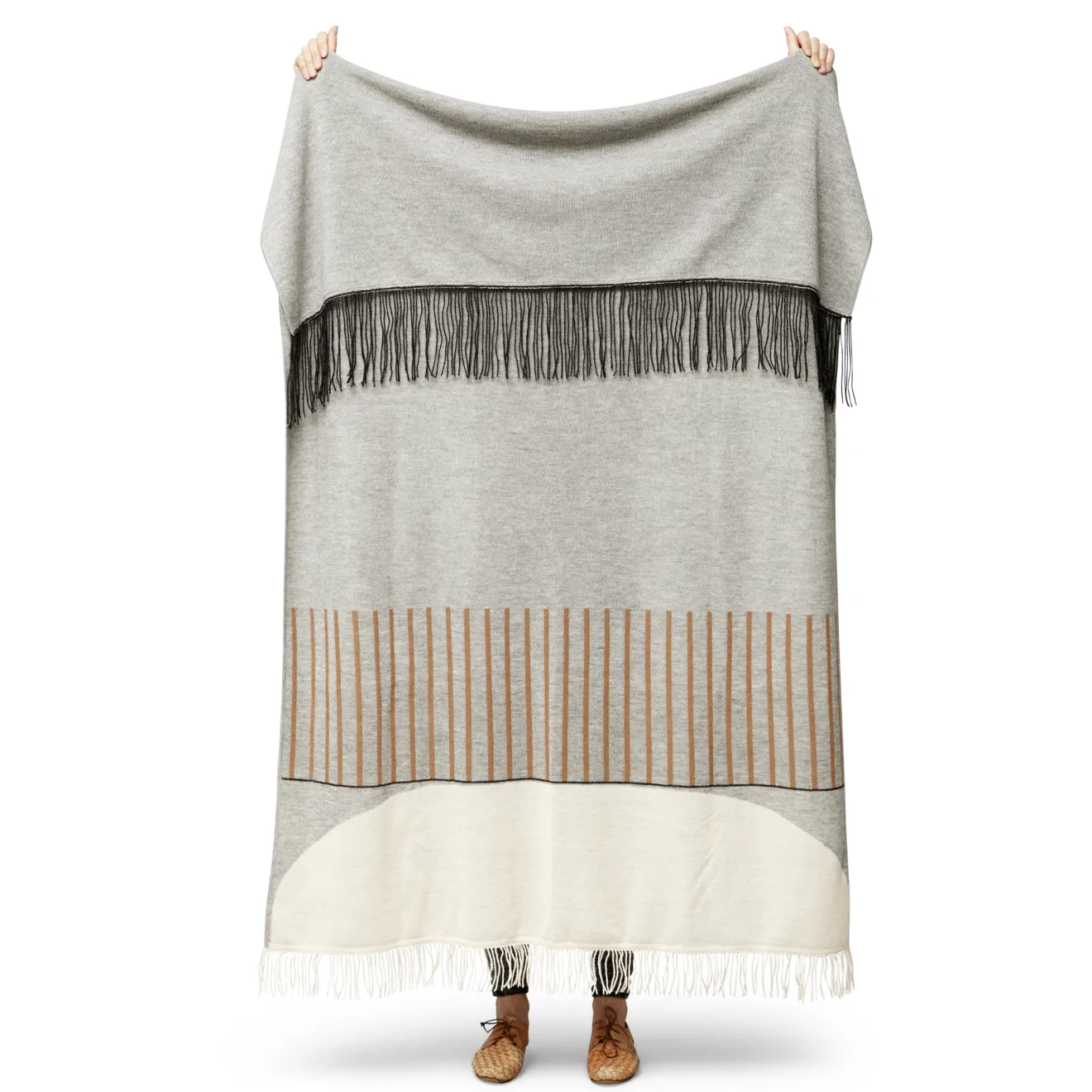 Aymara blanket 130x190 cm, Pattern grey Form & Refine