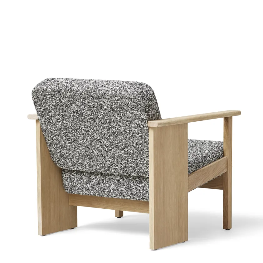 Block lounge chair, White oak-Zero 0004 Form & Refine