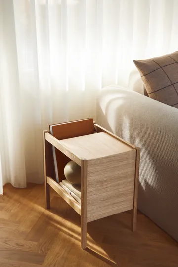 Journal Organiser side table - Oak - Form & Refine