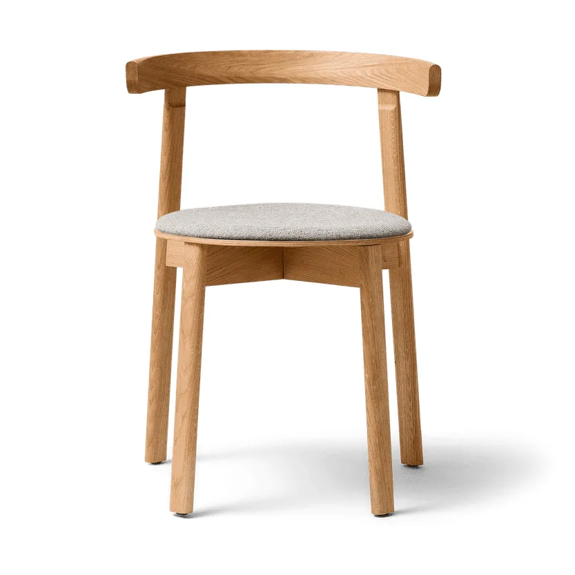 Lunar chair, Oak-Hallingdal 65-0227 Form & Refine