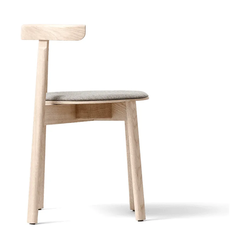 Lunar chair, White oak-Hallingdal 65-0227 Form & Refine