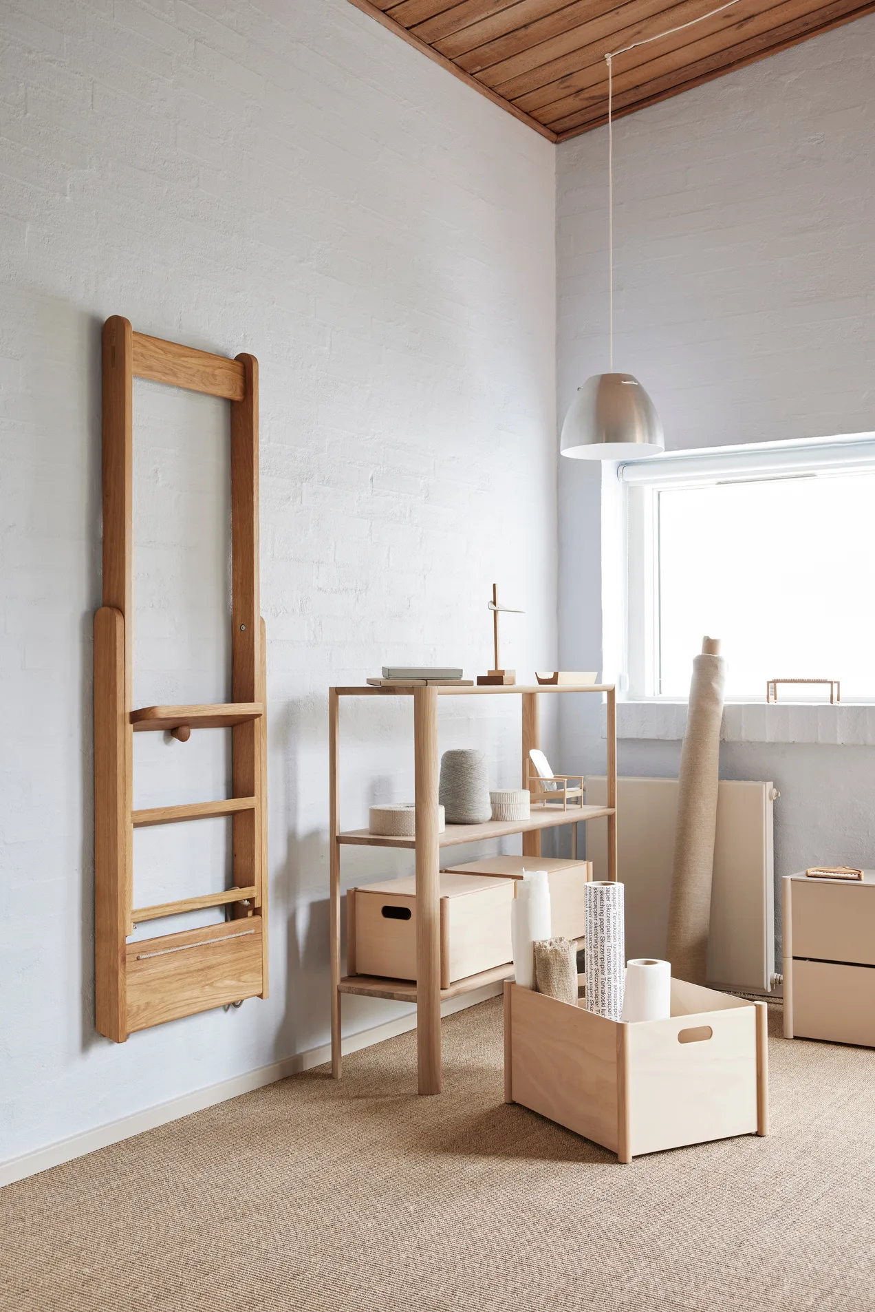 Pillar storage box M, Beech Form & Refine