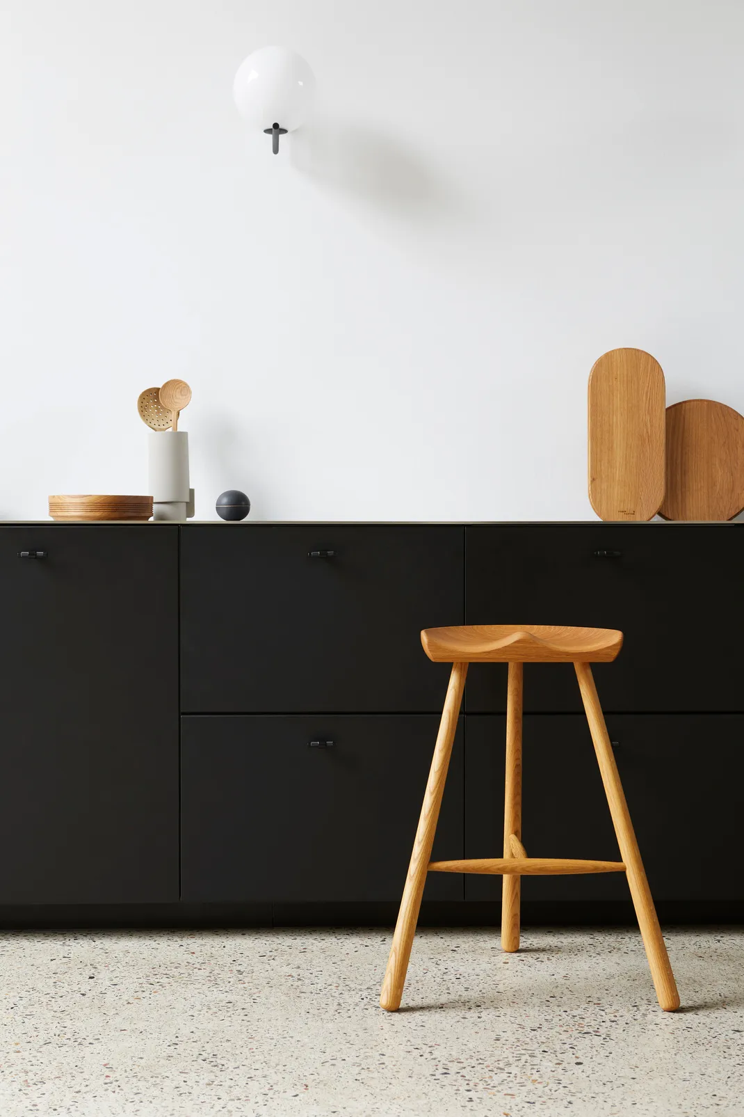 Shoemaker Chair chair No. 68, Oak Form & Refine
