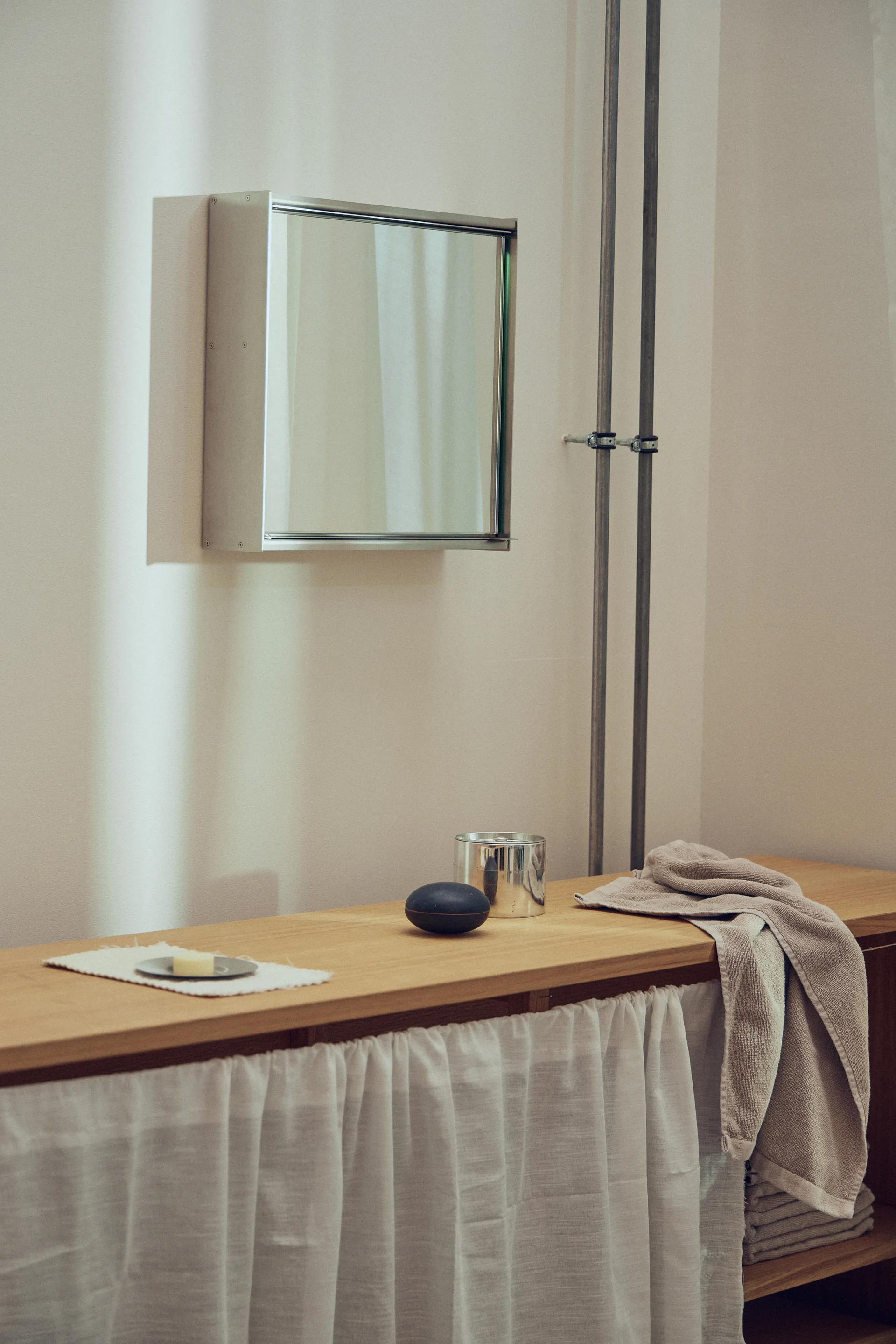 Taper mirror cabinet, 40x40x13 cm Form & Refine