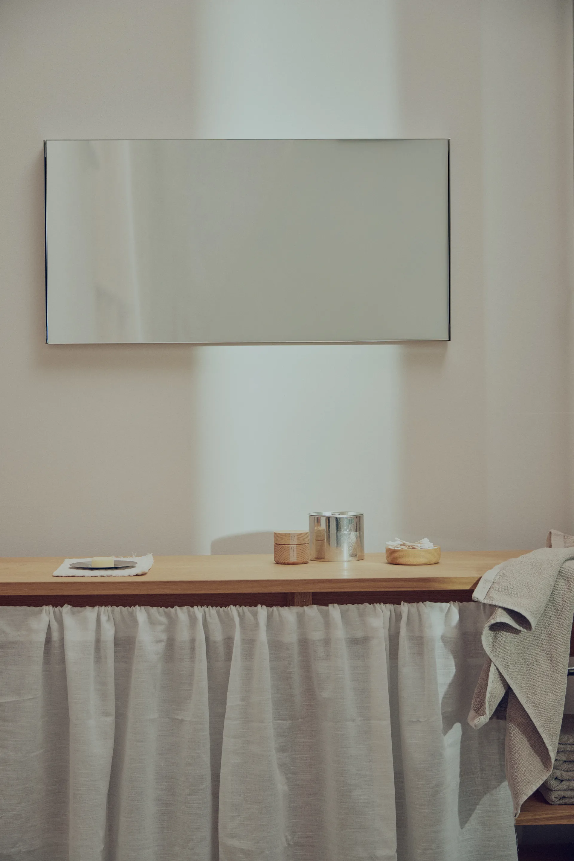 Taper wall mirror, 40x80 cm Form & Refine