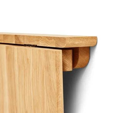 Trefoil wall-mounted table - Oak - Form & Refine