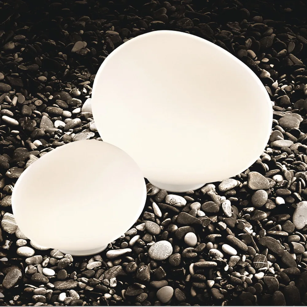Outdoor Gregg grande table lamp, White Foscarini