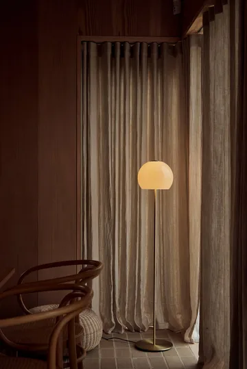 Ball glass floor lamp - Sand grey, 130 cm - Frandsen