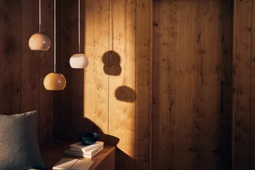 Ball pendant lamp - Opal rose, Ø18 cm - Frandsen