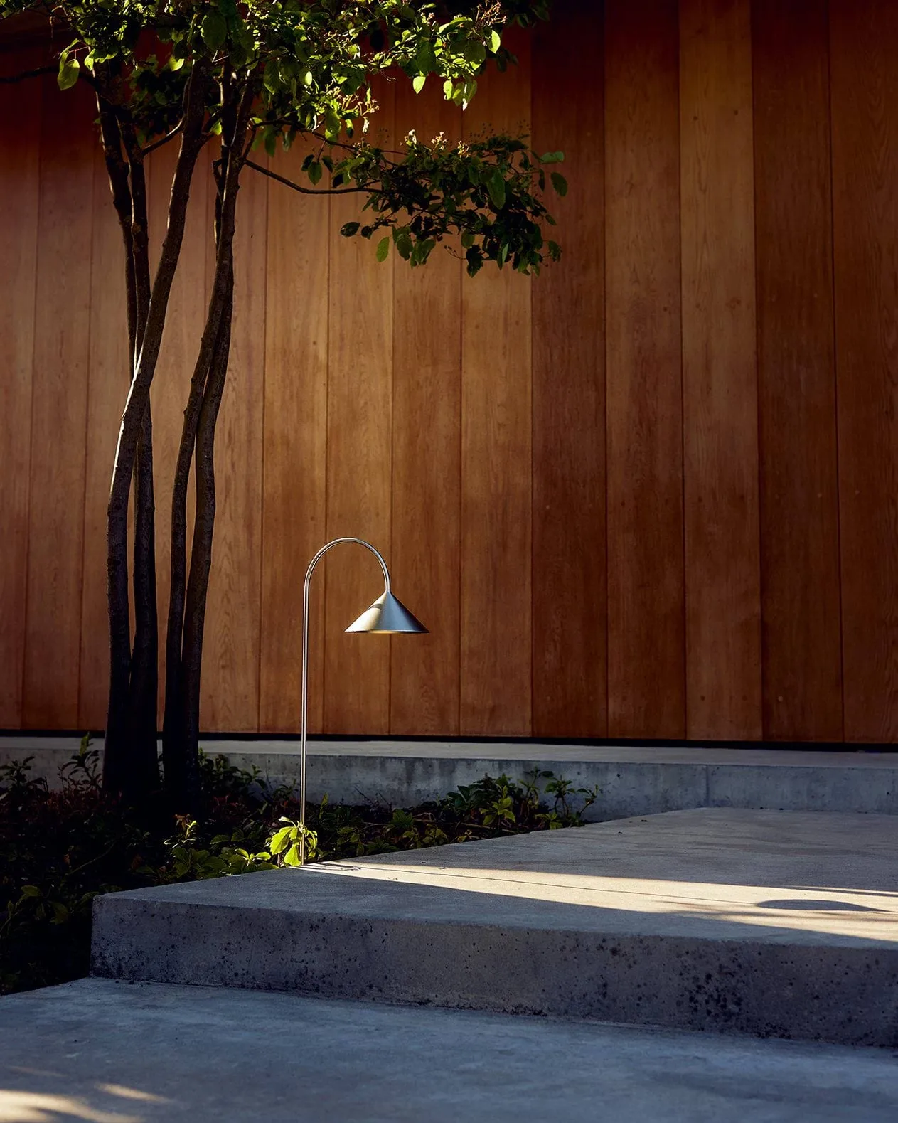 Grasp garden spear garden lamp, Brushed stainless steel, 82 cm Frandsen