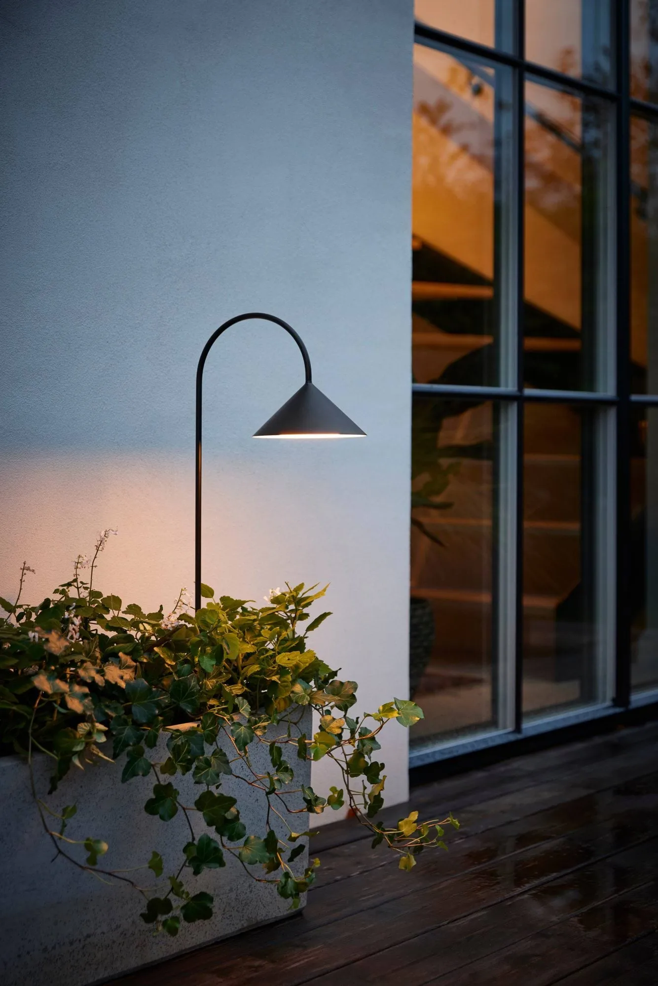 Grasp garden spear garden lamp, Matt Black, 82 cm Frandsen