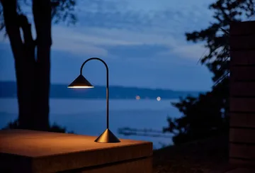 Grasp portable table lamp - Matt Black, 47 cm - Frandsen