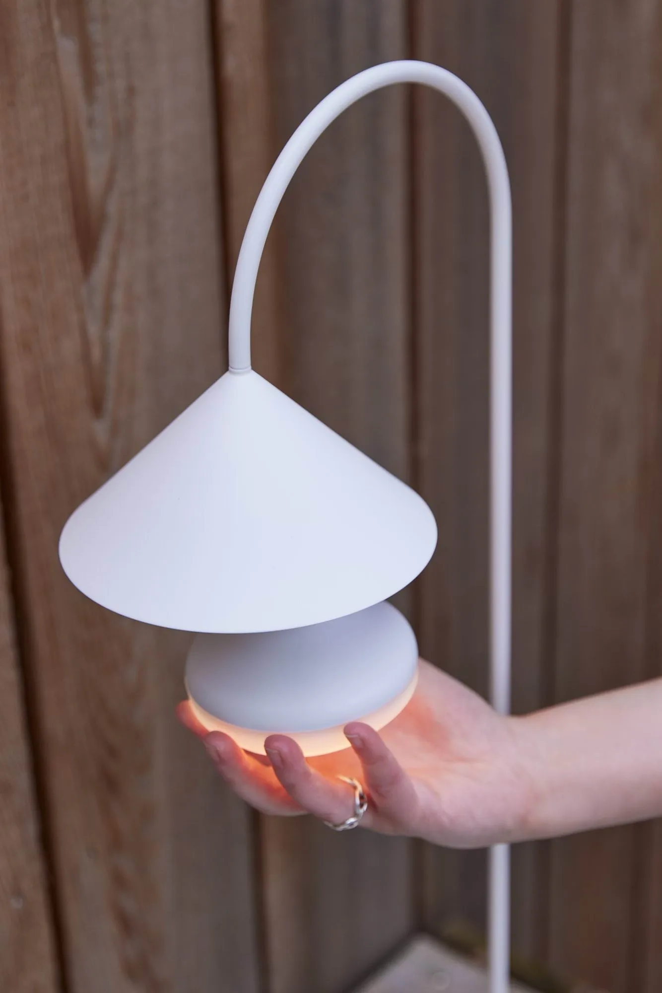 Grasp portable table lamp, Matt White, 72 cm Frandsen