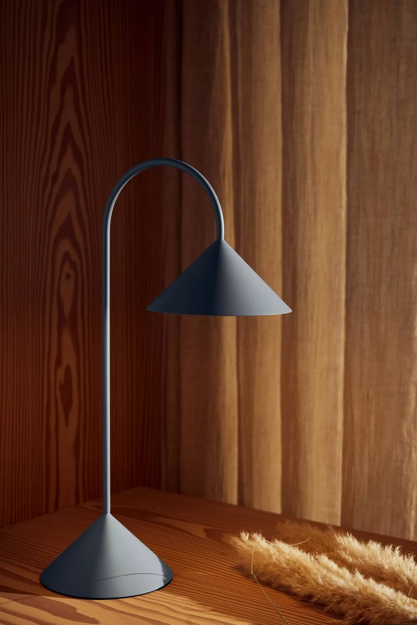 Grasp portable table lamp, Skyway blue, 47 cm Frandsen