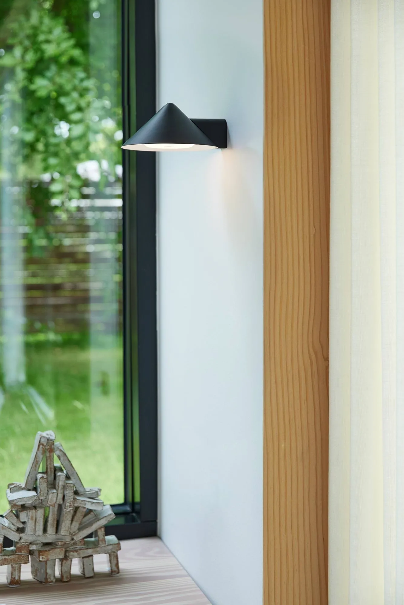 Grasp wall lamp, Matt Black Frandsen