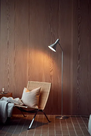 Lyss floor lamp - Brushed aluminium, 150 cm - Frandsen